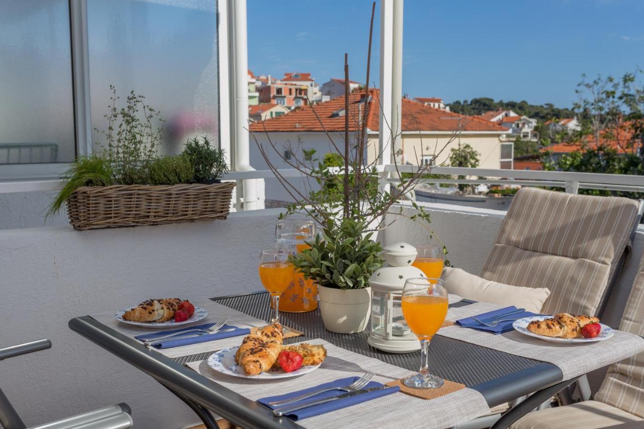 So Hvar So Good! Spacious With Terrace Hvar Town Eksteriør bilde