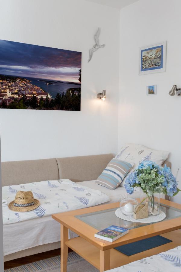 So Hvar So Good! Spacious With Terrace Hvar Town Eksteriør bilde