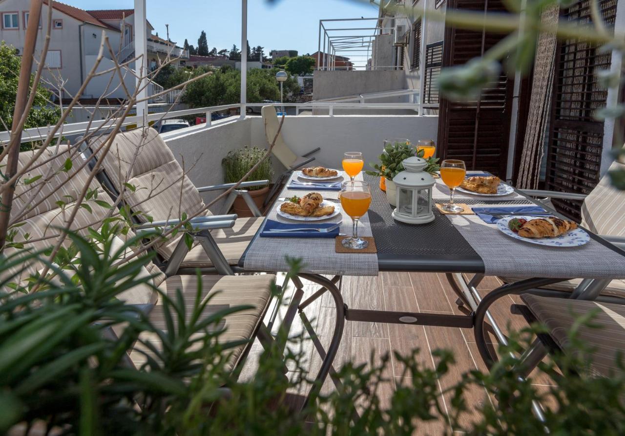 So Hvar So Good! Spacious With Terrace Hvar Town Eksteriør bilde